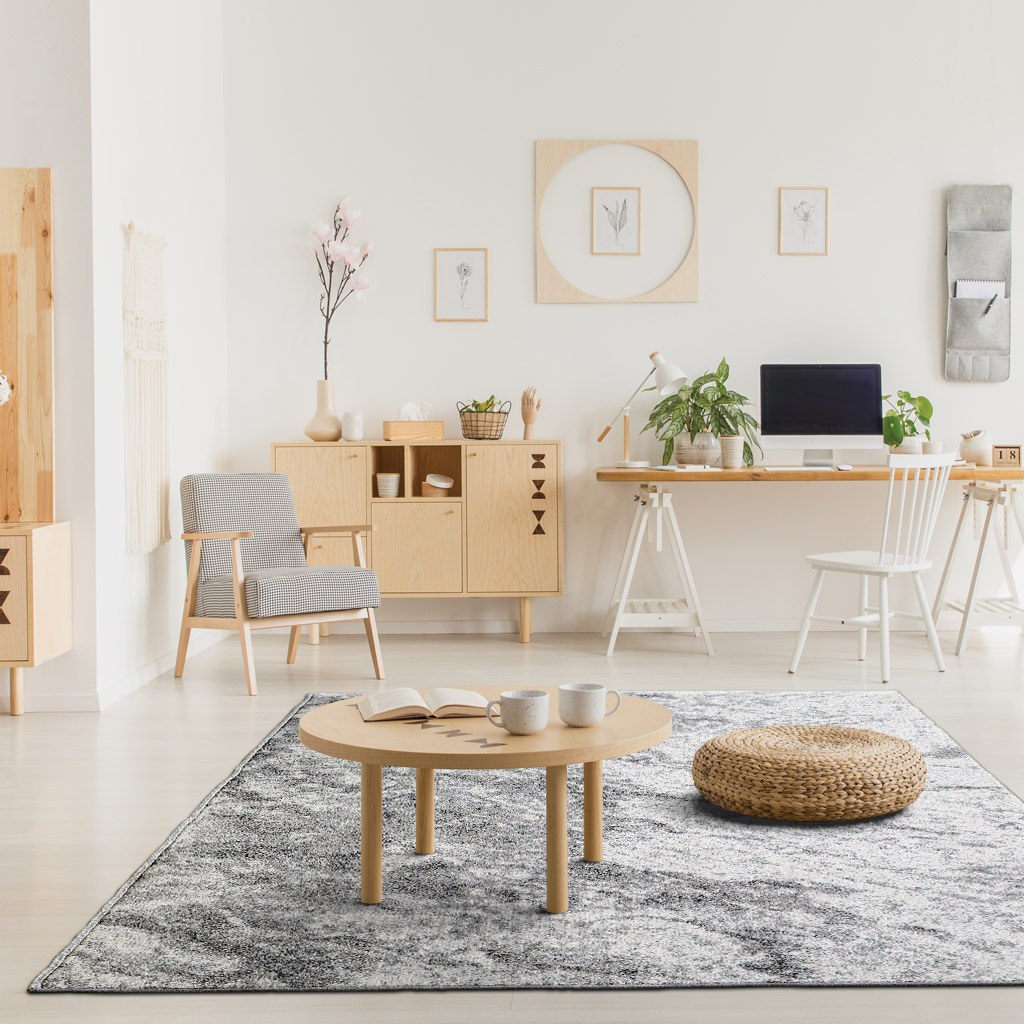 Beenom rug in a home workspace