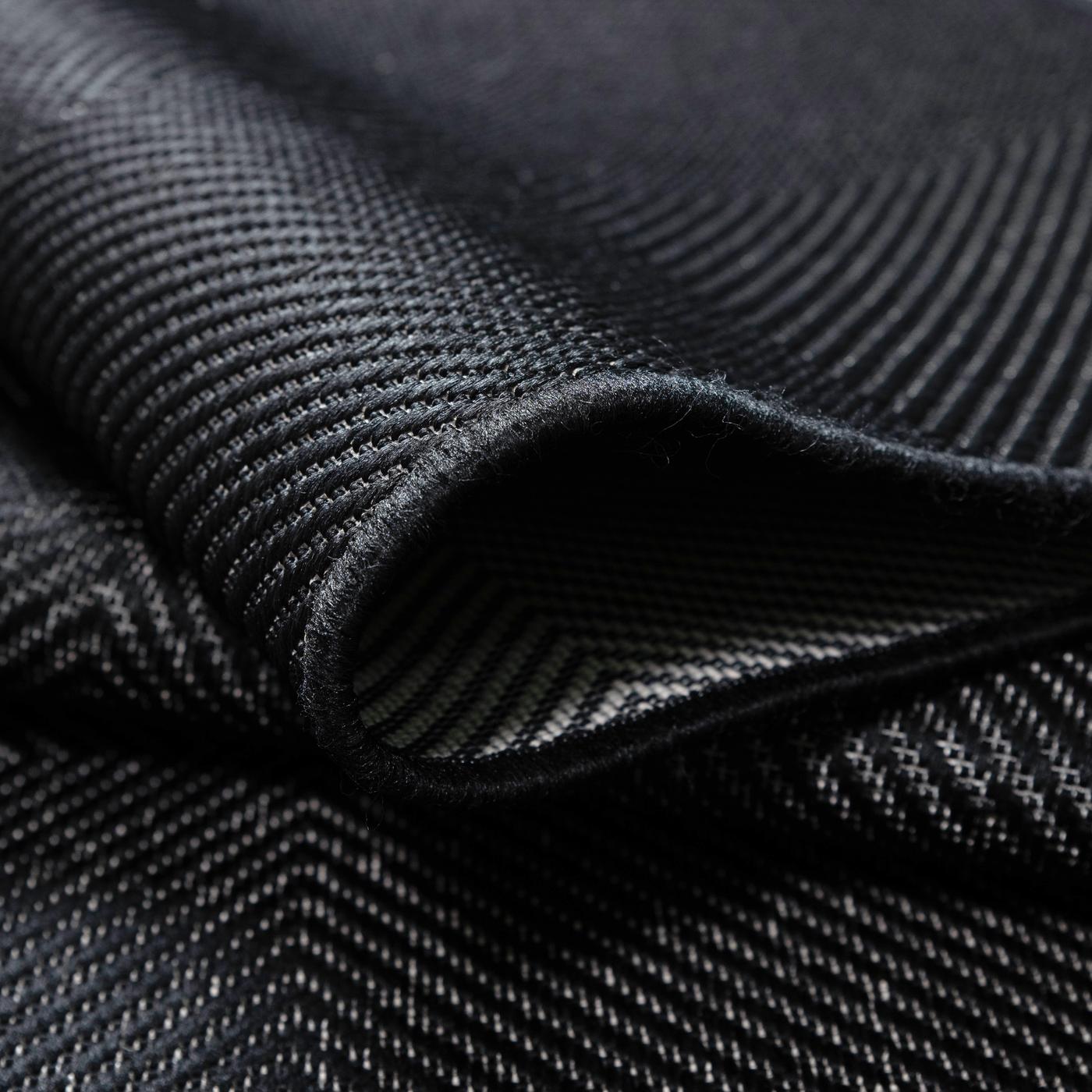 Plutus Black, folded weave detail